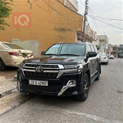 تويوتا لاندكروزر